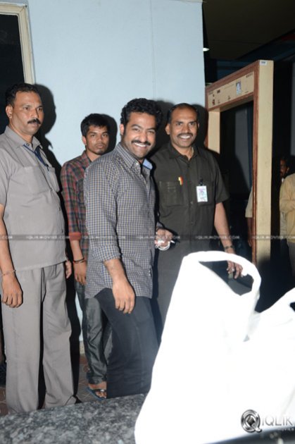 Jr-NTR-at-Rainbow-Childrens-Hospital